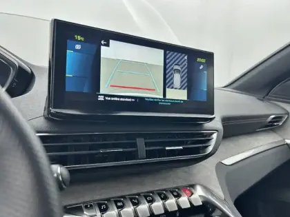 Photo 23 Peugeot 3008  Hybrid 225 e-EAT8