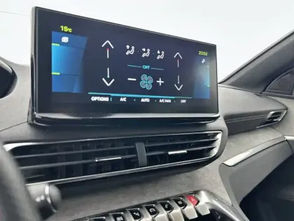 Photo 20 Peugeot 3008  Hybrid 225 e-EAT8