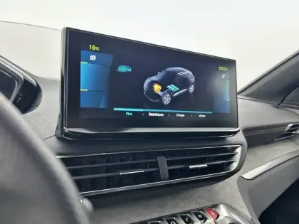 Photo 19 Peugeot 3008  Hybrid 225 e-EAT8