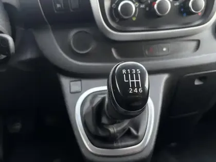 Photo 13 Renault Trafic  FGN L1H1 1000 KG DCI 120