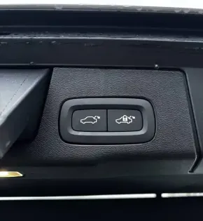 Photo 14 Volvo Xc60  T6 AWD Hybride rechargeable 253 ch+145 ch Geartronic 8