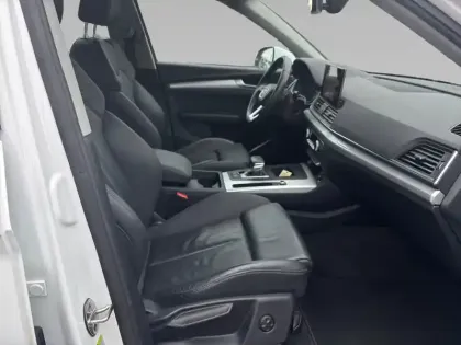 Photo 10 Audi Q5  50 TFSIe 299 S tronic 7 Quattro