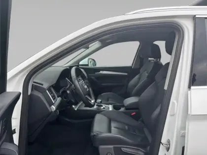 Photo 9 Audi Q5  50 TFSIe 299 S tronic 7 Quattro