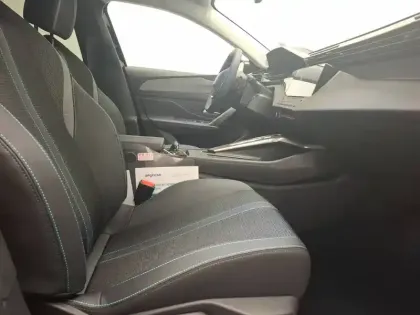 Photo 13 Peugeot 308  BlueHDi 130ch S&S EAT8