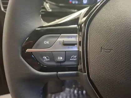 Photo 20 Peugeot 308  BlueHDi 130ch S&S EAT8