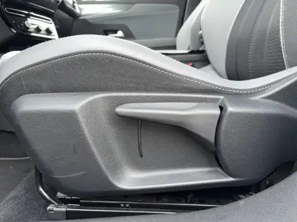 Photo 13 Opel Mokka  Electrique 136 ch & Batterie 50 kWh