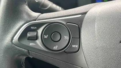 Photo 110 Opel Mokka  Electrique 136 ch & Batterie 50 kWh