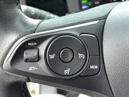 Photo 46 Opel Mokka  Electrique 136 ch & Batterie 50 kWh