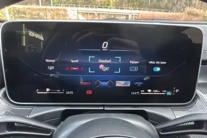 Photo 35 Mercedes Classe C  300 e 9G-Tronic e-Hybrid EQ