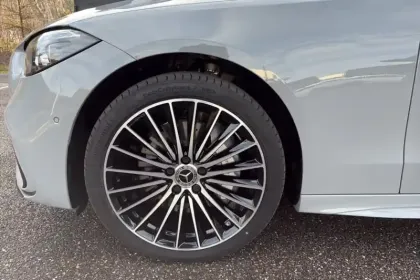 Photo 49 Mercedes Classe C  300 e 9G-Tronic e-Hybrid EQ