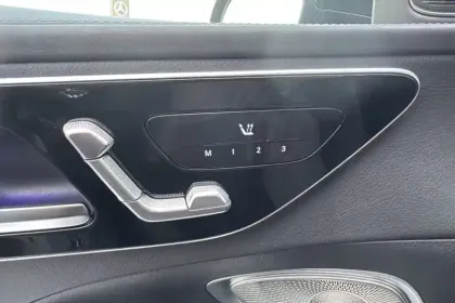 Photo 112 Mercedes Classe C  300 e 9G-Tronic e-Hybrid EQ