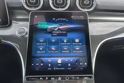 Photo 30 Mercedes Classe C  300 e 9G-Tronic e-Hybrid EQ