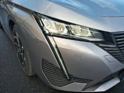 Photo 15 Peugeot 308  BlueHDi 130ch S&S EAT8