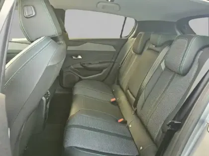 Photo 11 Peugeot 308  BlueHDi 130ch S&S EAT8