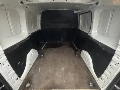 Photo 5 Peugeot Partner  FOURGON STANDARD 650 KG BLUEHDI 130 S&S EAT8