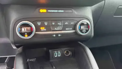 Photo 23 Ford Kuga  2.5 Duratec 225 ch PHEV e-CVT