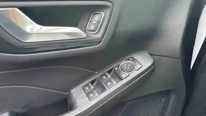 Photo 15 Ford Kuga  2.5 Duratec 225 ch PHEV e-CVT