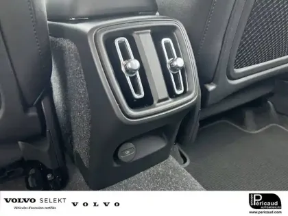 Photo 13 Volvo Xc40  D3 AdBlue 150 ch Geartronic 8