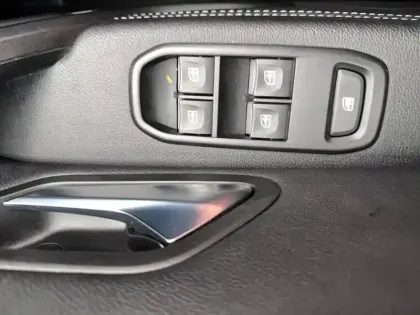 Photo 44 Dacia Duster  ECO-G 100 4x2