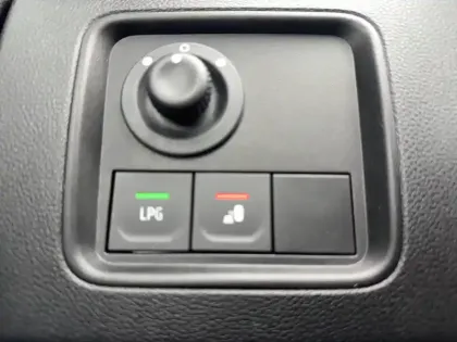 Photo 43 Dacia Duster  ECO-G 100 4x2