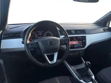 Photo 13 Seat Arona  1.0 EcoTSI 95 ch Start/Stop BVM5