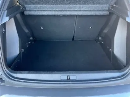 Photo 37 Peugeot 2008  PureTech 100 S&S BVM6