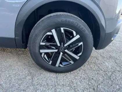 Photo 26 Peugeot 2008  PureTech 100 S&S BVM6