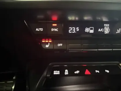 Photo 33 Audi A3  Sportback 40 TFSIe 204 S tronic 6