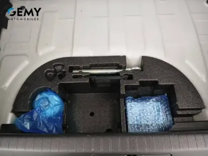 Photo 20 Peugeot 208  Electrique 50 kWh 136ch