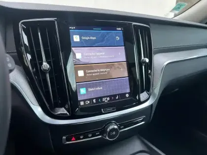 Photo 19 Volvo V60  B4 197 ch DCT7