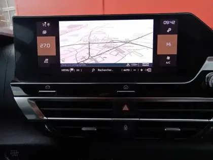 Photo 17 Citroën C4  PureTech 130 S&S EAT8