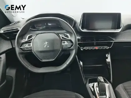 Photo 7 Peugeot 2008  PureTech 130 S&S EAT8