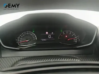 Photo 15 Peugeot 2008  PureTech 130 S&S EAT8