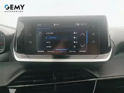 Photo 13 Peugeot 2008  PureTech 130 S&S EAT8