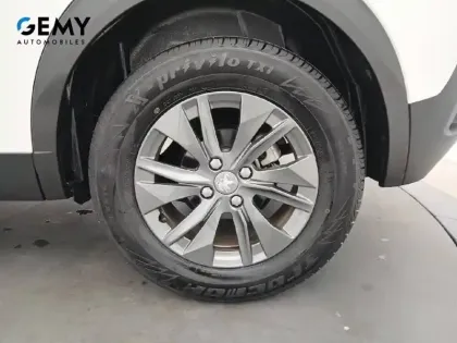 Photo 10 Peugeot 2008  PureTech 130 S&S EAT8