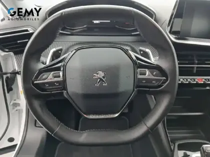 Photo 12 Peugeot 2008  PureTech 130 S&S EAT8