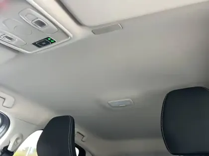 Photo 20 Renault Arkana  E-Tech hybride 145 - 22