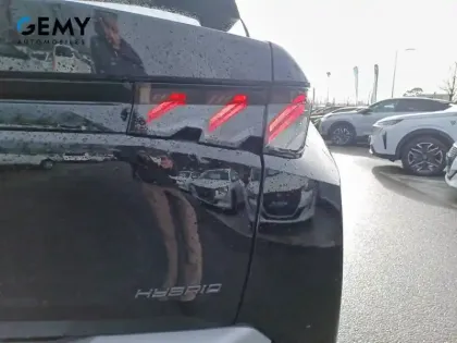 Photo 16 Peugeot 3008  Hybrid 136 e-DCS6