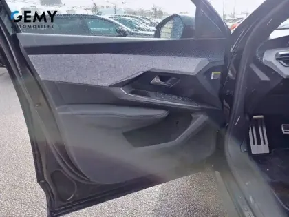 Photo 11 Peugeot 3008  Hybrid 136 e-DCS6