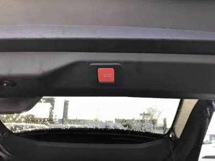 Photo 20 Peugeot 3008  Hybrid 145 e-DCS6