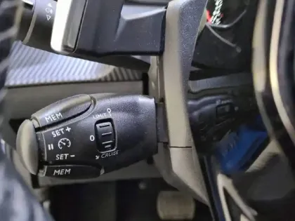 Photo 26 Peugeot 2008  PureTech 130 S&S EAT8