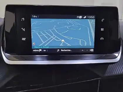 Photo 18 Peugeot 2008  PureTech 130 S&S EAT8