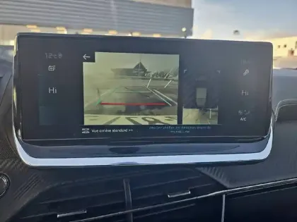 Photo 17 Peugeot 208  PureTech 100 S&S EAT8