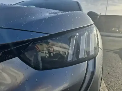 Photo 15 Peugeot 208  PureTech 100 S&S EAT8