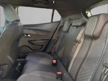 Photo 11 Peugeot 2008  Hybrid 145 e-DCS6