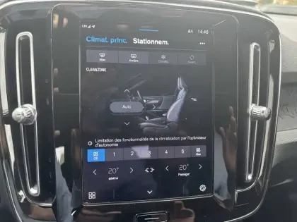 Photo 20 Volvo Xc40  Recharge 231 ch 1EDT