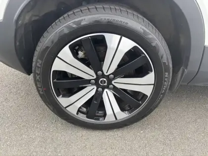 Photo 5 Volvo Xc40  Recharge 231 ch 1EDT