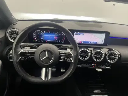 Photo 21 Mercedes Classe A  200 d 8G-DCT