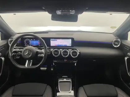 Photo 28 Mercedes Classe A  200 d 8G-DCT