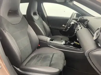 Photo 25 Mercedes Classe A  200 d 8G-DCT